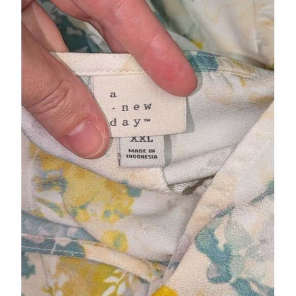 A New Day Dress XXL Women's Cream Floral Ruffle Hem Short Sleeve Shift Relaxed - Picture 6 of 7